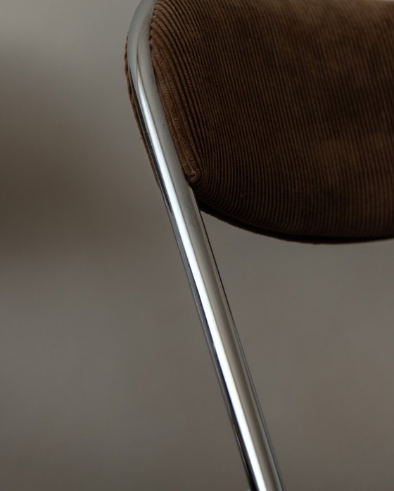 Image 1 of Vintage chromen klapstoelen (paar) | Bruine corduroy bekleding | Stijl uit het midden van de 20e eeuw / jaren 70