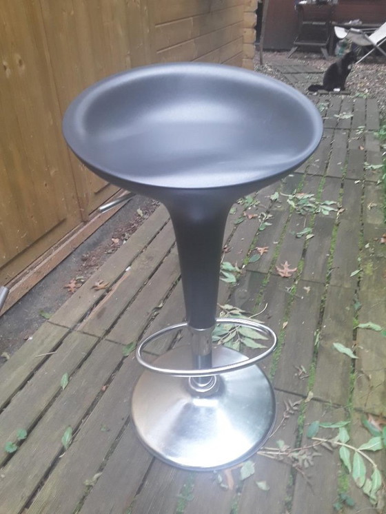 Image 1 of taburete de bar bombo magis