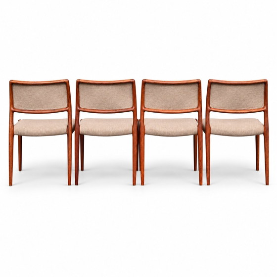 Niels Otto Møller 4x Nr. 80 & 1x Nr. 65 Set – Esszimmerstühle, Polyester, Wood (photo 2 of 9)