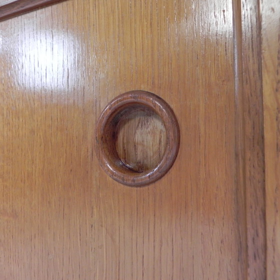 Image 1 of Secretaire met schuifdeuren op ranke poten, jaren 50