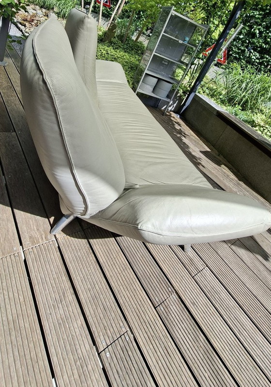Image 1 of Canapé Leolux 3 places cuir gris clair