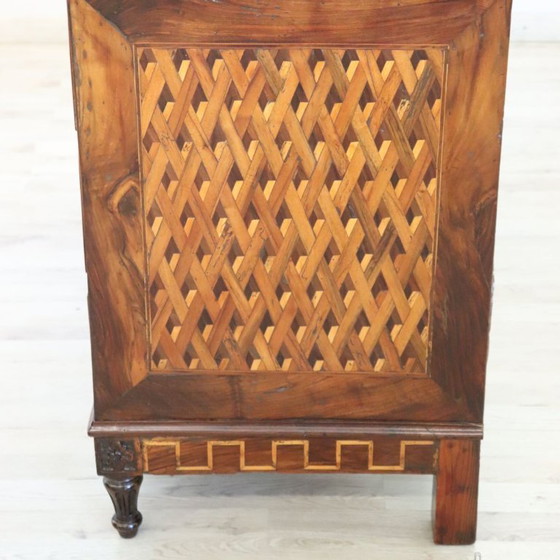 Elegante Antike Kommoden Aus Nussbaumholz Intarsien, Restauriert, Italien 18. Jahrhundert – Wood (photo 14 of 17)