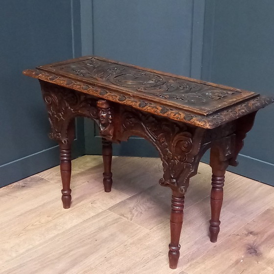 Image 1 of Banco con somier del siglo XIX