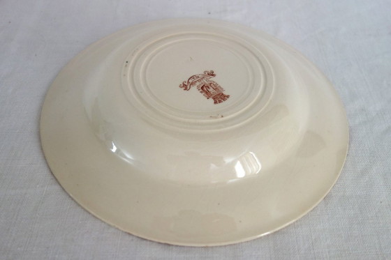 Image 1 of 11 assiettes creuses Terre De Fer Gien modèle Mai vers 1900