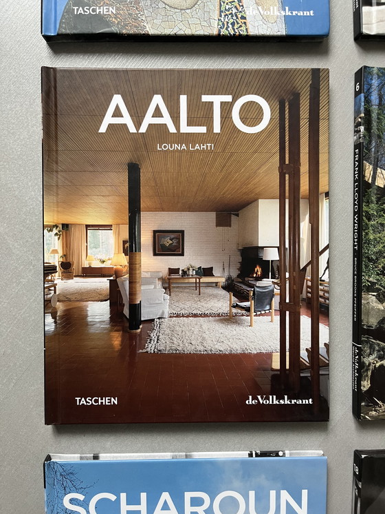 Image 1 of The Volkskrant world architects series Taschen