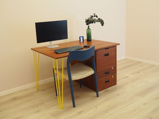 Image 1 of Bureau en teck, design danois, années 1970, fabriqué par Bornholm Møbelfabrik