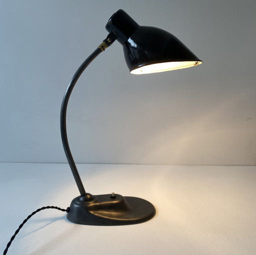 Alte Bauhaus Schreibtischlampe "Kandem"