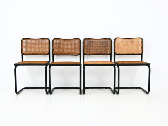 Image 1 of Esszimmerstühle Modell B32 von Marcel Breuer, komplett schwarz, 4er-Set
