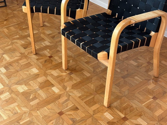 Image 1 of Poltrone modello 45 di Alvar Aalto per Artek, anni '70, set di 2