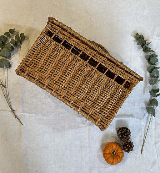 Cestino portaoggetti in vimini vintage
