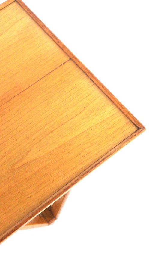 Image 1 of Vintage salontafel notenhout noten ''Deinum'