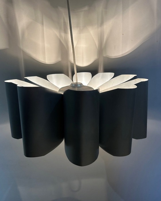 Suspension En Aluminium Space Age (photo 3 of 10)