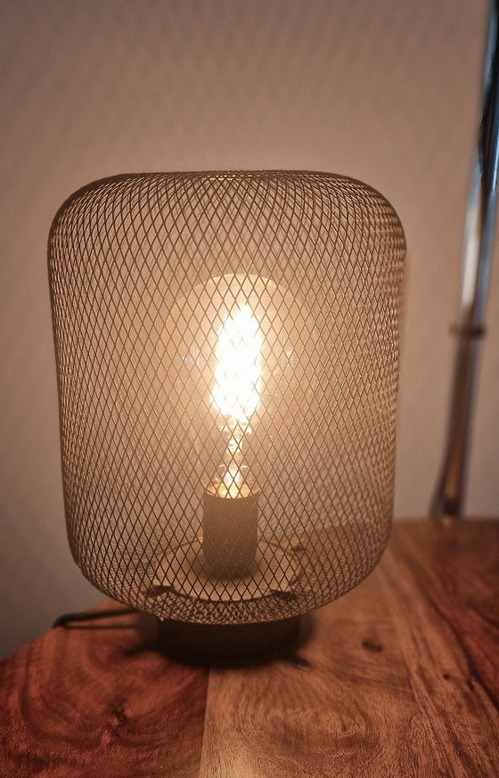 Image 1 of Metal industrial-style lamp