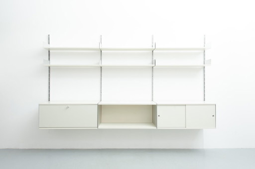 606 shelving system by Dieter Rams for Vitsoe (1960s)
