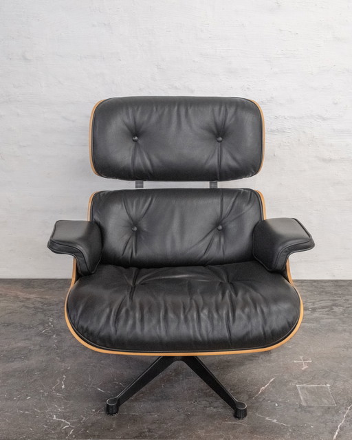Vitra Ray & Charles Eames Lounge Chair