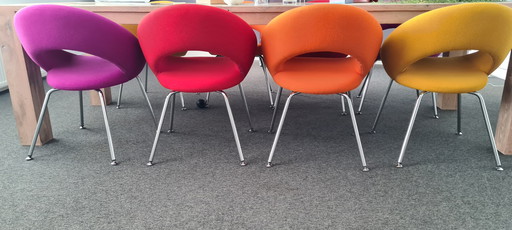 4 chaises gaies Artifor Nina