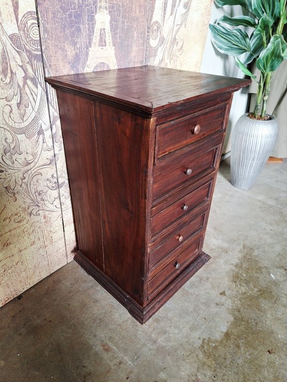 Image 1 of Teakhouten ladekast, nachtkastjes, bijzettafel afm. 40x38m en 76cm hoog.
