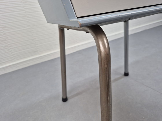 Image 1 of Table de chevet vintage à cadre tubulaire Auping, Wim Rietveld.