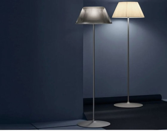 Philippe Starck for Flos: Romeo Moon F design floor light, Aluminium, Metal, Silver (photo 9 of 10)