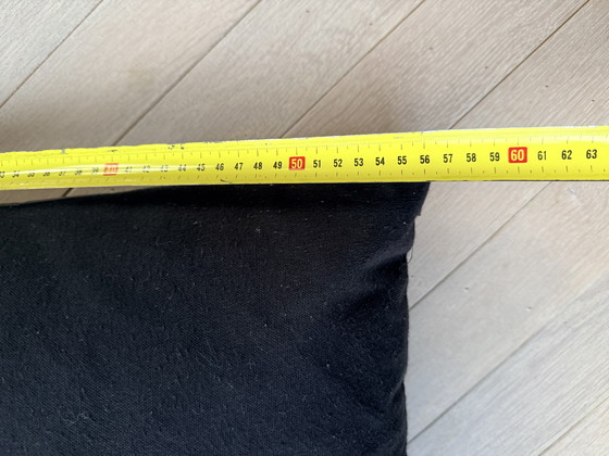 Image 1 of By Nord, groot donkergrijs/zw kussen met hertenkop