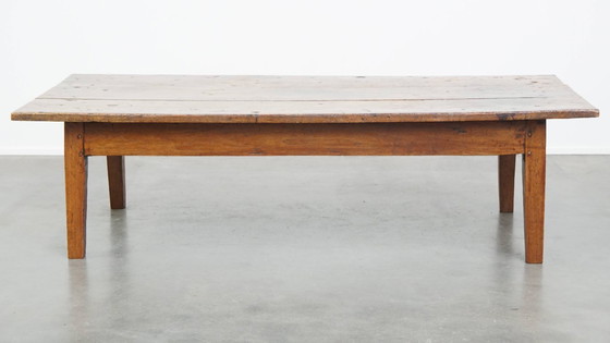 Image 1 of Großer antiker Couchtisch aus Kastanienholz aus dem frühen 19.