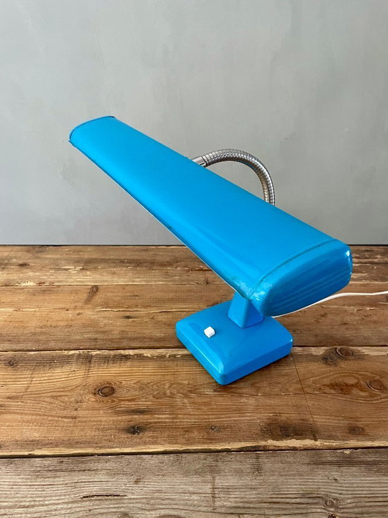 Image 1 of Lampe de bureau Glamor vintage Mid Century bleu vif du Japon