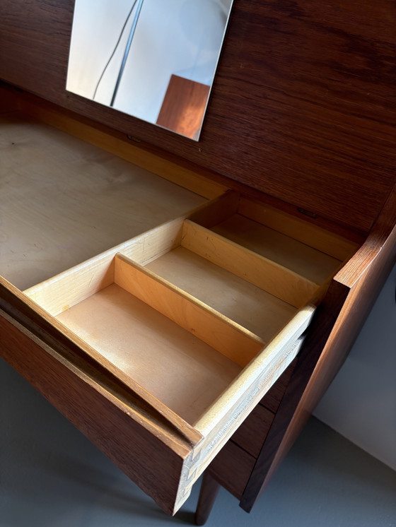 Image 1 of Dyrlund Arne Vodder Sekretär 