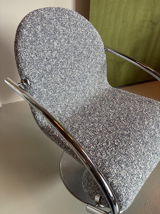 Image 1 of Silla Fritz Hansen Verner Panton 123 con reposabrazos