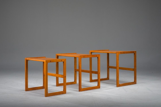 Image 1 of Mesas nido escandinavas de teca de mediados de siglo, 1960, set de 3