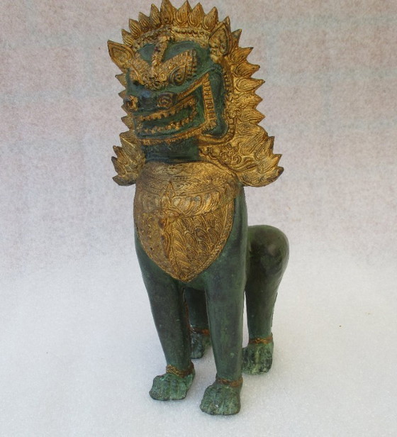 Image 1 of Perro Foo, Latón Dorado Grande 29 Cm, León Khmer / Singha - Altamente Detallado Y Ornamentado