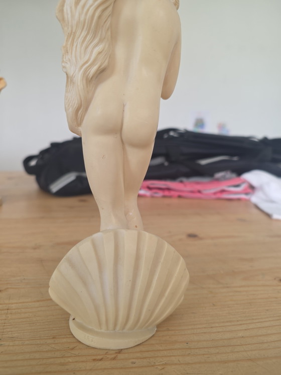Image 1 of Harzstatue der Venus