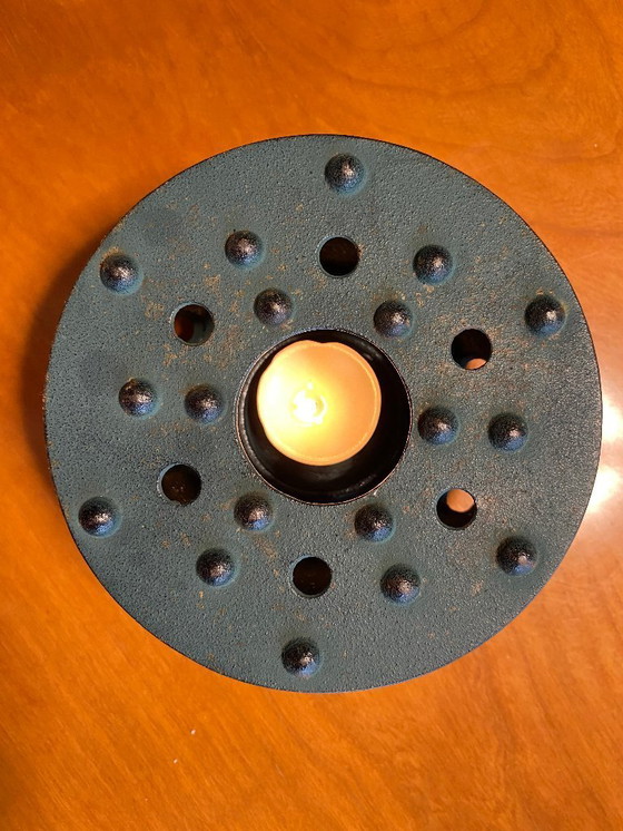 Image 1 of Japanische flache Teekanne aus Gusseisen mit Wärmer