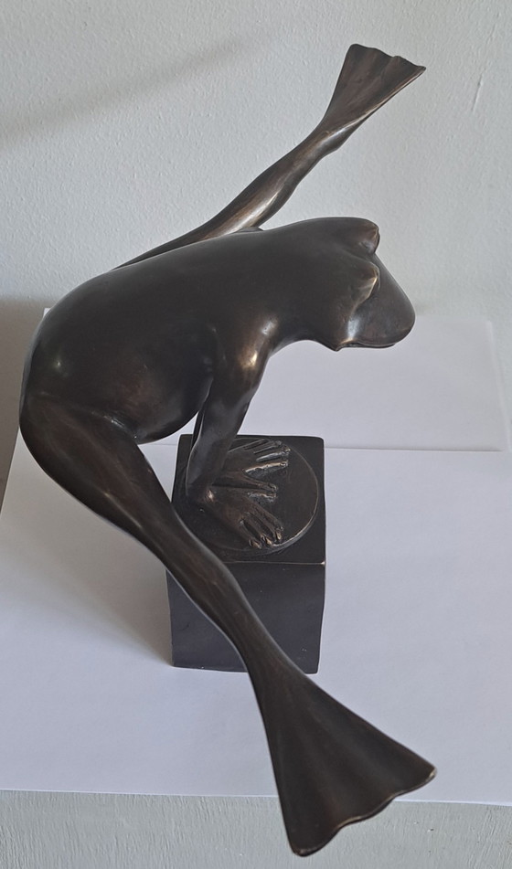 Image 1 of rana felice in un grande salto/rana grande salto bronzo