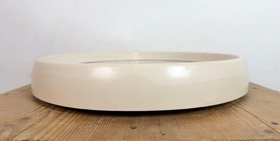 Image 1 of Große industrielle Bakelit-Fabrikwanduhr von Pragotron, 1960er Jahre