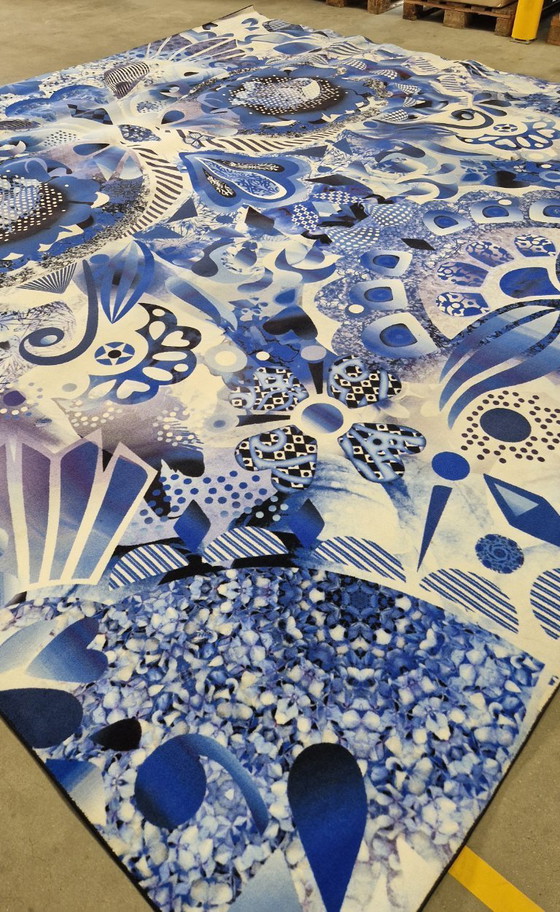 Image 1 of Tapis Moooi