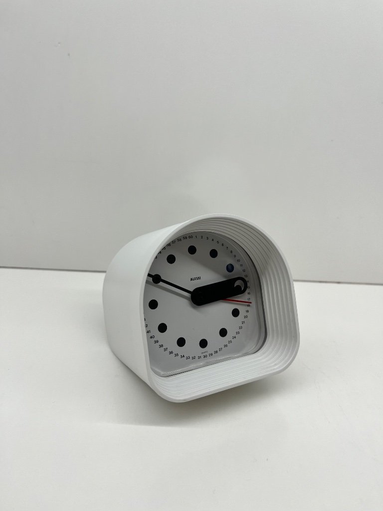 Sveglia Joe Colombo Optic 02 Alessi in ABS bianco, design italiano