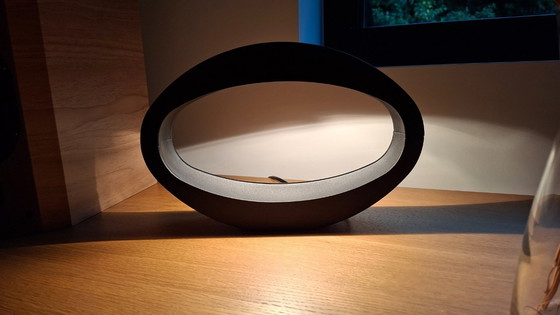 Image 1 of Lampada da tavolo ellittica nera - Massive 2000