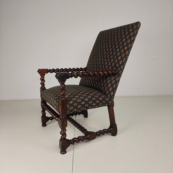 English Barley Twist Library Armchair in Dark Oak, circa 1700 – Other (photo 3 of 13)