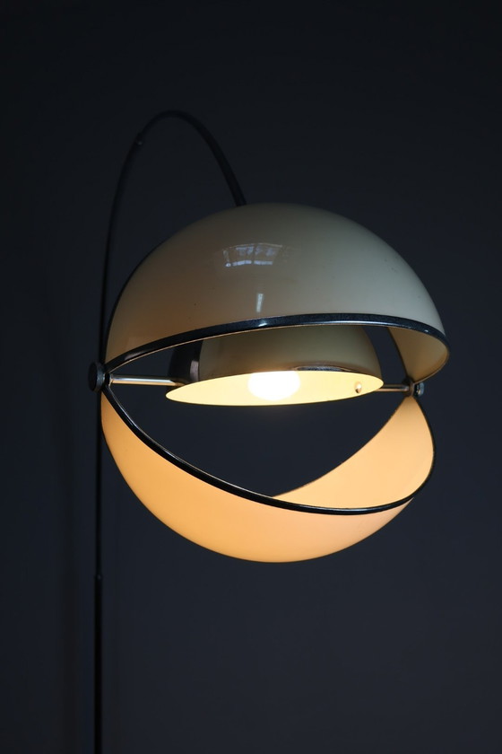 Image 1 of Pac-Man Floor Lamp Superstudio Poltronova Design