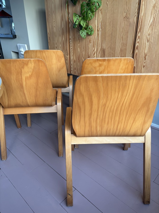 Image 1 of Ensemble de 4 chaises de salle à manger vintage en contreplaqué