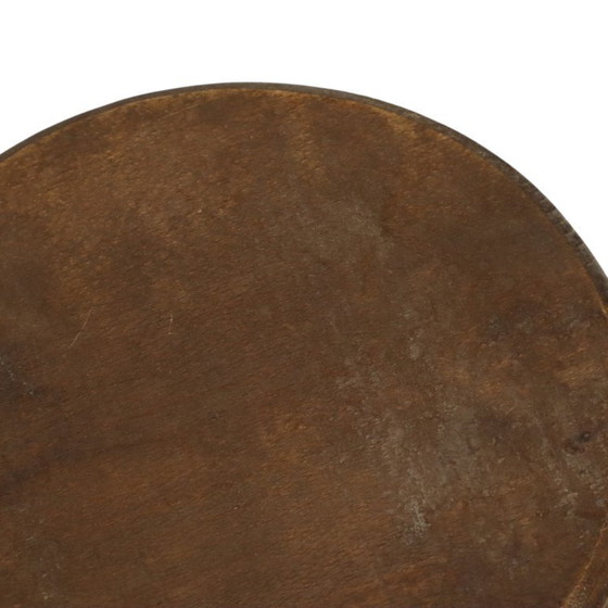 Image 1 of Alter rustikaler Dreibeinhocker