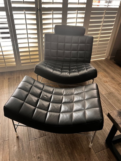 Leolux Volare armchair + footstool