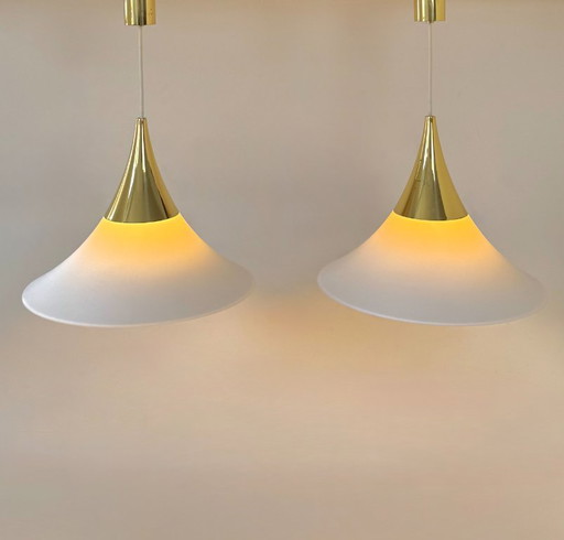 Paire de Suspensions Limburg en Laiton et Opaline, Allemagne, 1970