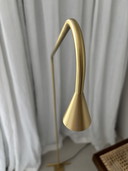 Schlichte Lampe in hervorragendem (neuwertigem) Zustand