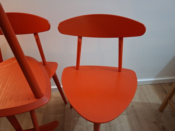 Image 1 of Sillas de diseño Hay J107 de Paul M. Volther. Precio por unidad: 120 € o 500 € por el juego de 5 sillas.