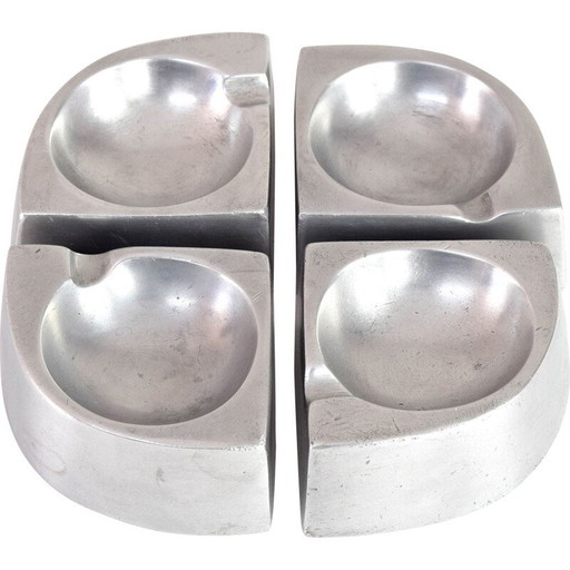 Set van 4 mid century Scandinavische handgemaakte aluminium asbakken, Denemarken 1960