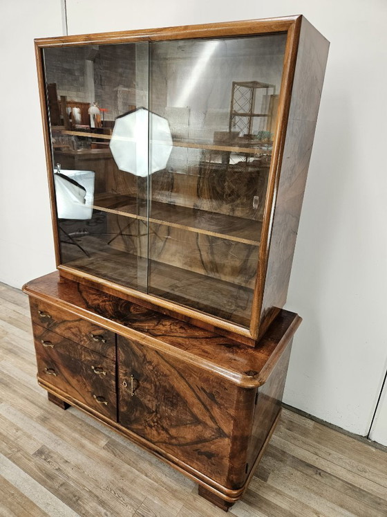 Image 1 of Art Decò Display Cabinet in Walnut Burl
