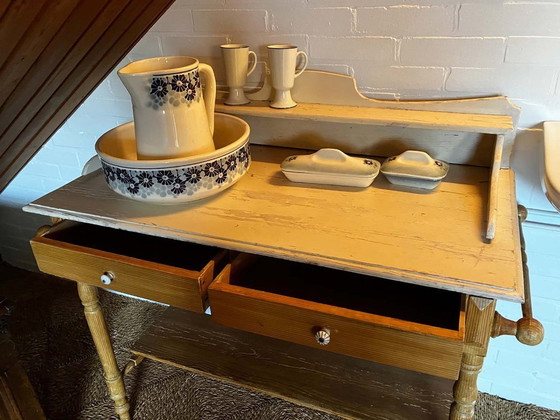 Image 1 of Waschbecken aus Kiefernholz mit zwei Schubladen