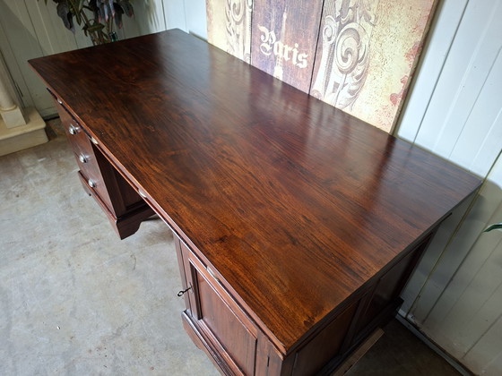 Image 1 of Classic mahogany writing desk, partner desk, writing table, dimensions 150x75cm and 79cm high.