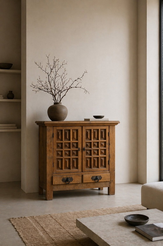 Image 1 of Massief eikenhouten kast – Spaans brutalistisch design, jaren 60